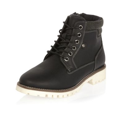 Boys black cleated sole worker boots